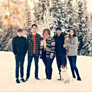 Meet your Posher, Cynthia